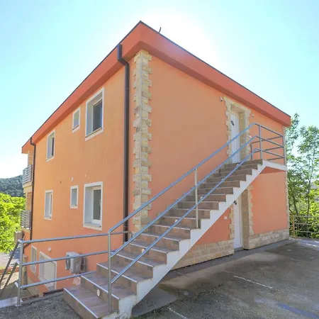Chilla *** Apartament