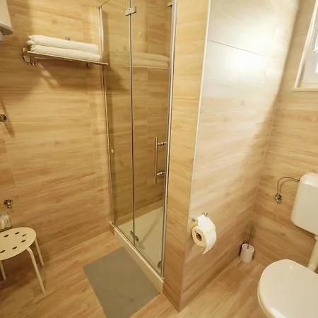 Chilla *** Apartment Lopar