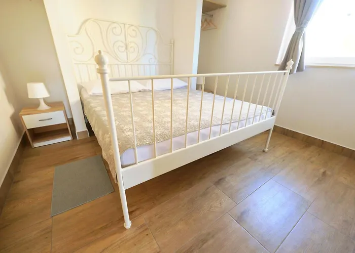 Appartamento Chilla *** *