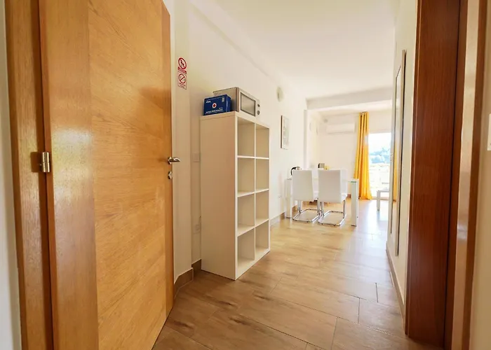 Chilla *** Lägenhet Lopar